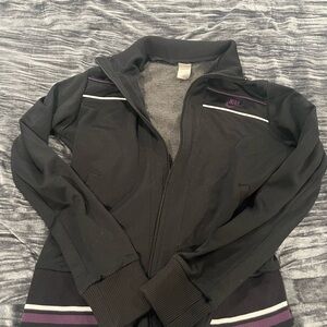 Nike Women's Black and Purple Jacket Size M